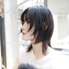 アッシュブラック/レイヤーカット/ミディアムウルフ/自由が丘