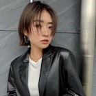 レイヤーカット ウェットヘア オリーブベージュ 大人ヘア 原宿