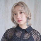 ホワイトベージュ×ペールブルーのボブ♪