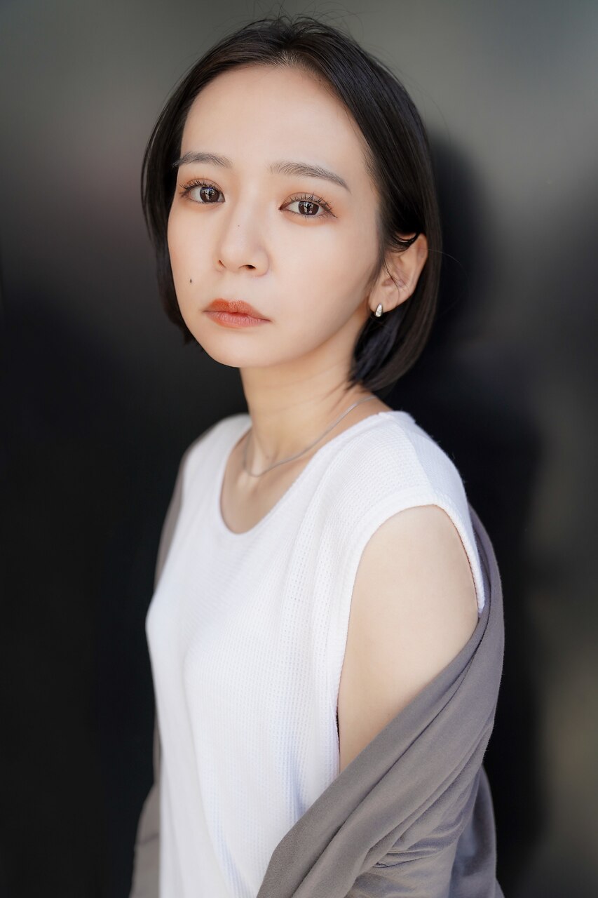 大人可愛い20代30代40代黒髪前下がりショートボブ丸みショート◎