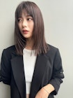 レイヤーカット ウェットヘア オリーブベージュ 大人ヘア 原宿