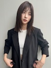 レイヤーカット ウェットヘア オリーブベージュ 大人ヘア 原宿