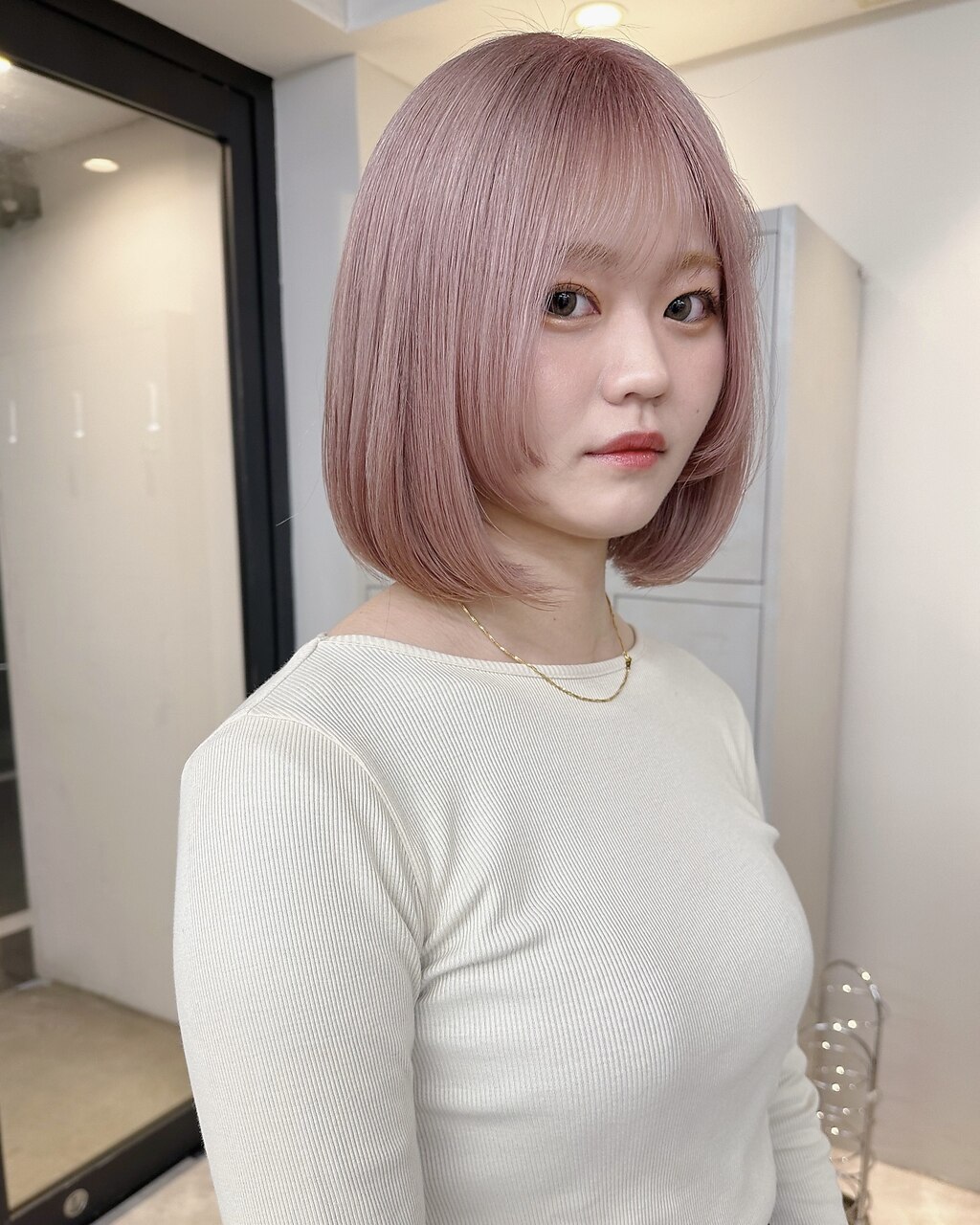 ハイトーンピンクベージュ