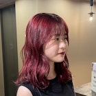 ブリーチ無しワインレッド/ミディアムヘア