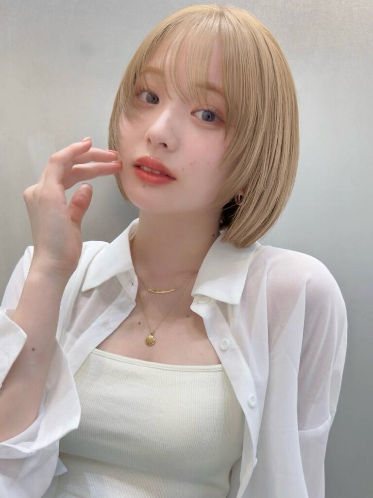 ハイトーン/ボブ/ウルフボブ/ブリーチ/イメチェン/大人前髪_1