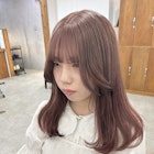 ピンクベージュ