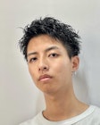 黒髪スパイキーショート