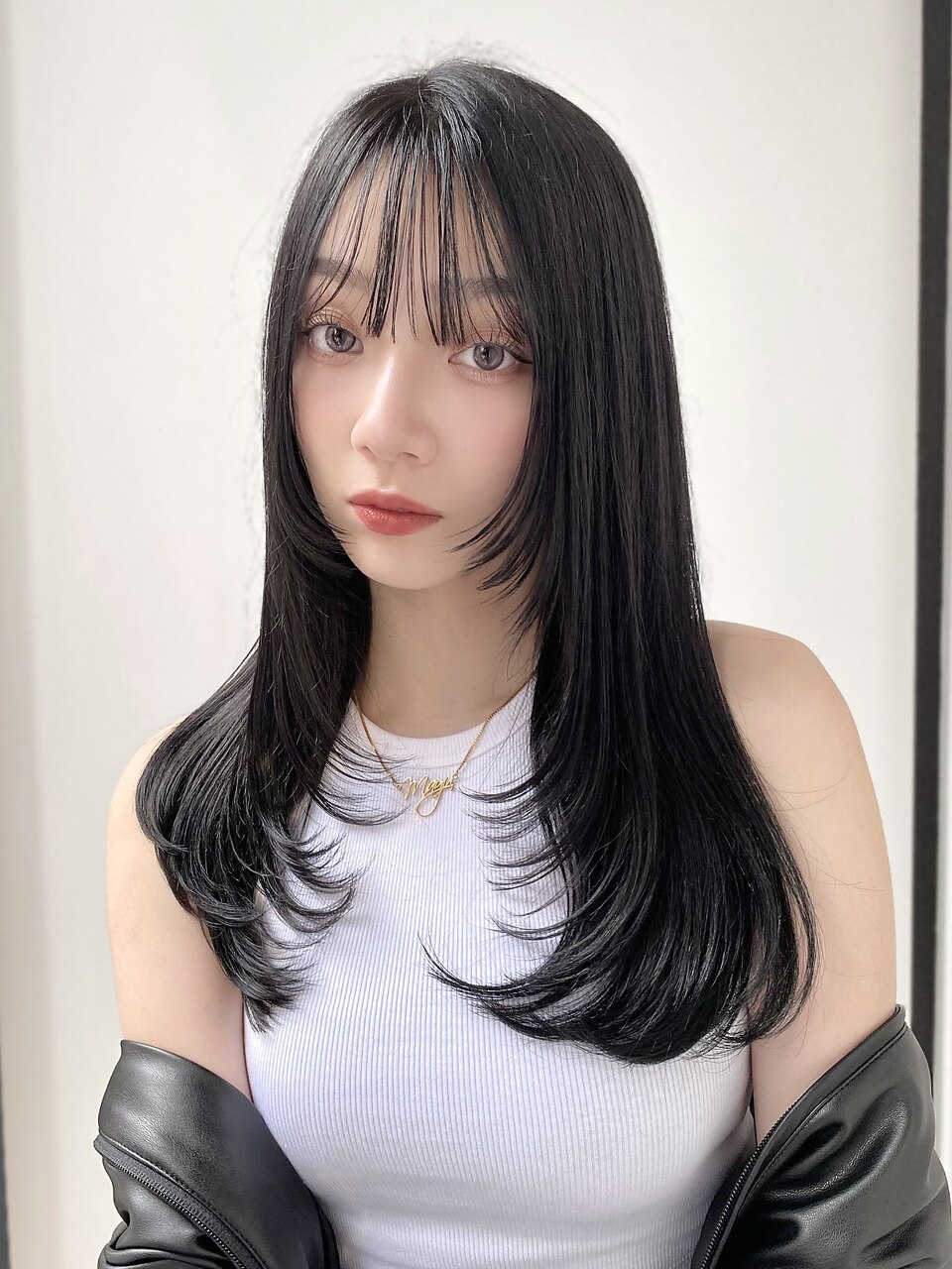 ワンホンレイヤー　アッシュブラックカラー　レイヤーロング
