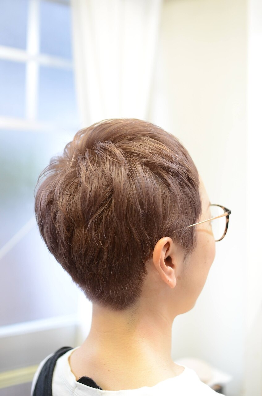 スモーキーベージュセシルカット