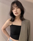 顔まわりレイヤー大人ミディアム