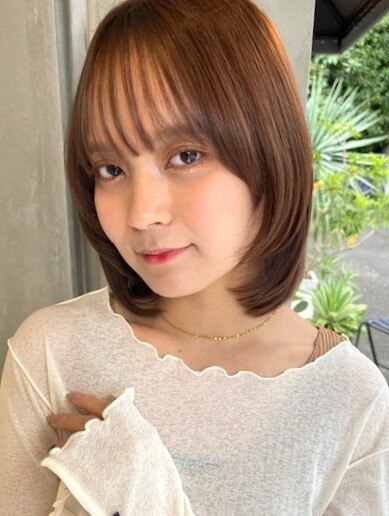 【本山貴志】フェースレイヤー内巻きボブ　モカブラウンカラー