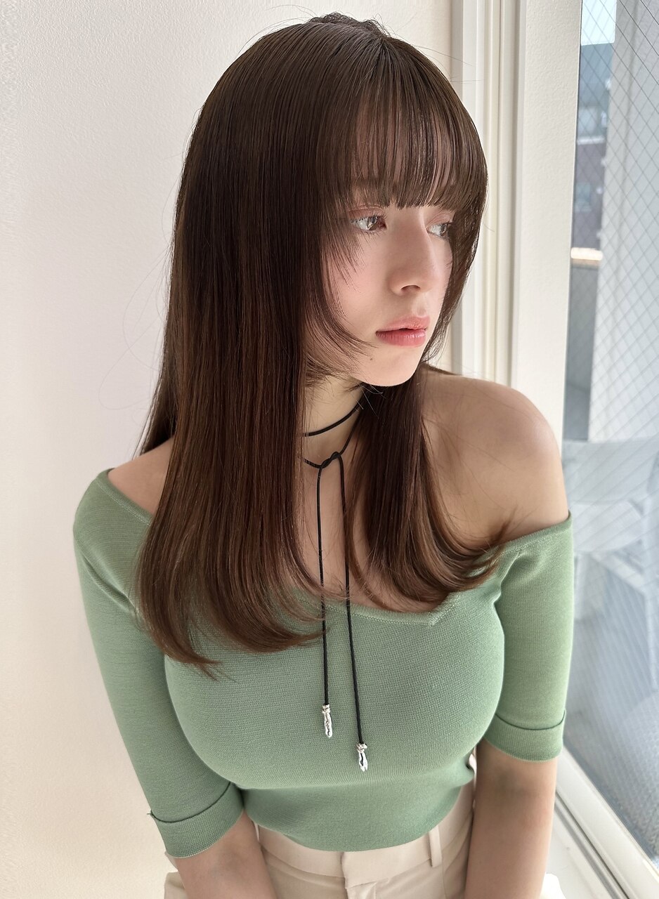 小顔フェイスレイヤー×Aラインlong hair