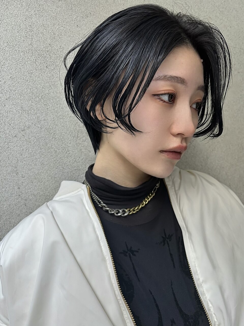 【 ハンサムマッシュショート × グレーアッシュ 】浅野美紀