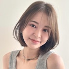 ボブ レイヤー 内巻き シースルー ベージュカラー 透明感