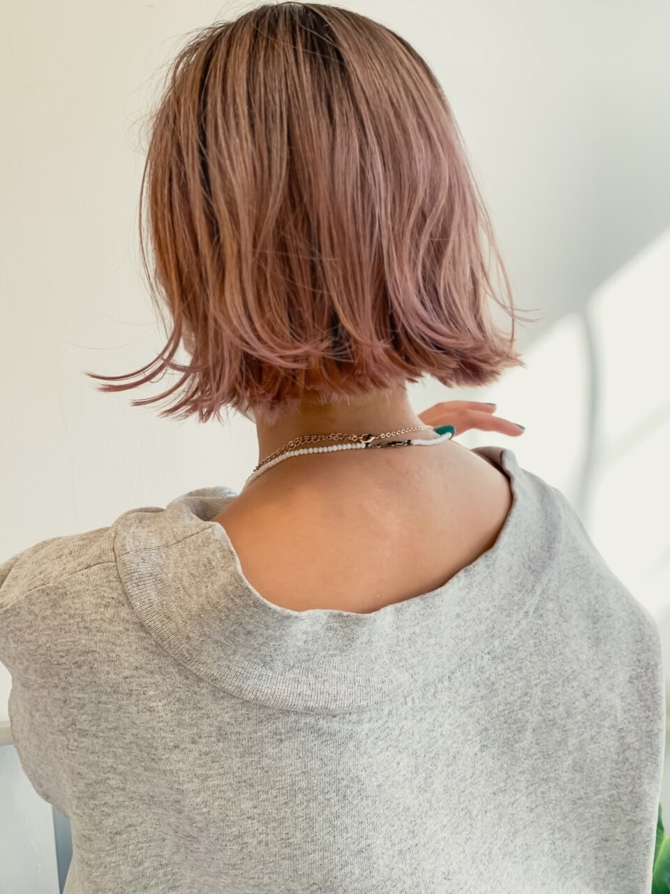 ピンクベージュ　ミニボブ　代々木上原