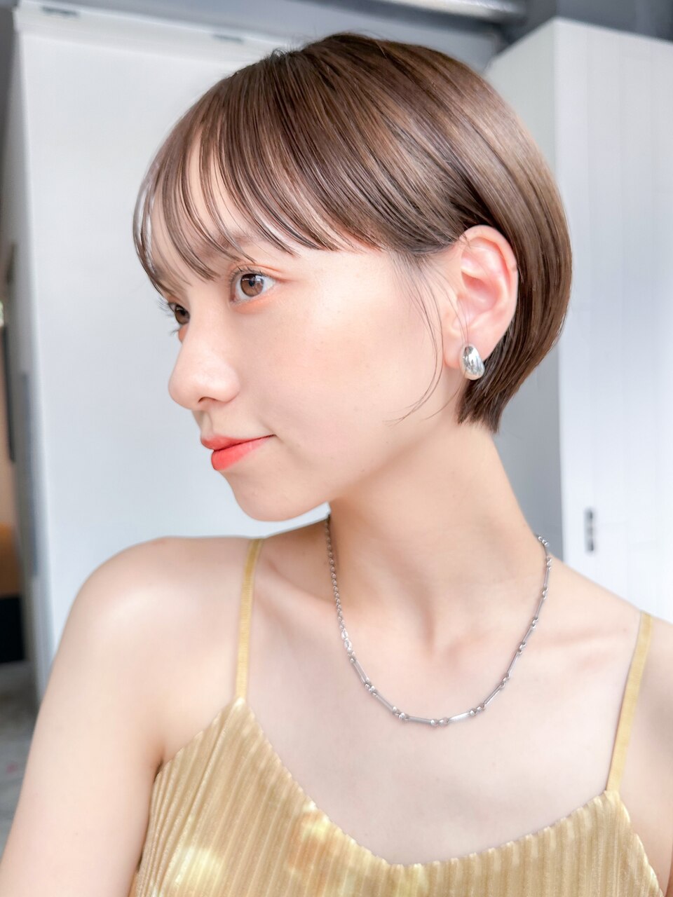 小顔秋色透明感カラーくすみベージュオリーブカラー_29645