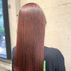 きらめくピンクブラウンヘアー