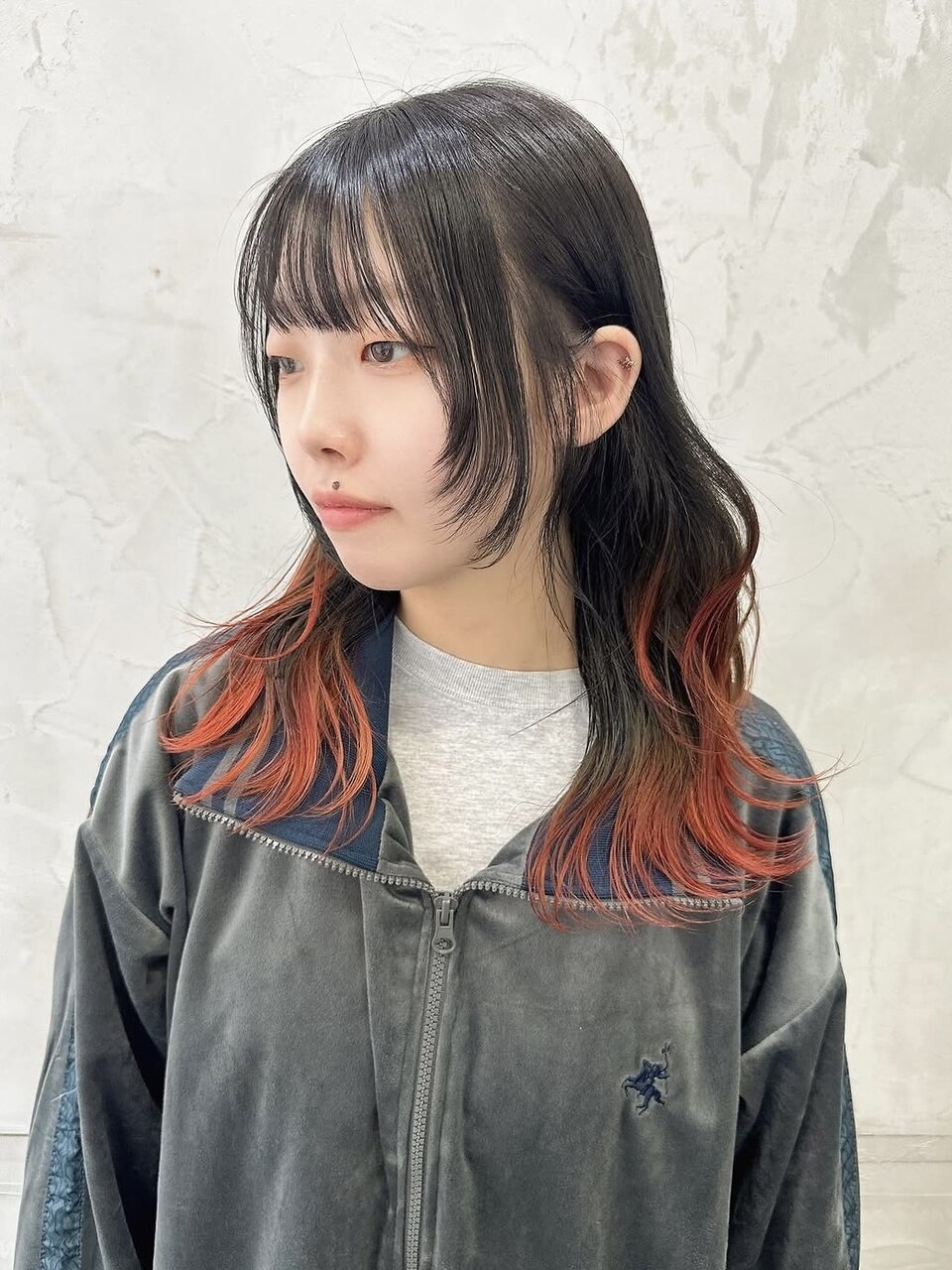 裾カラーオレンジレイヤー