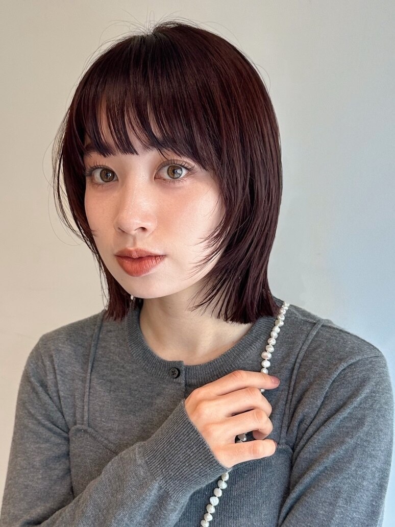 ぷつっとボブ　姫カット　外ハネボブ　ワインレッド