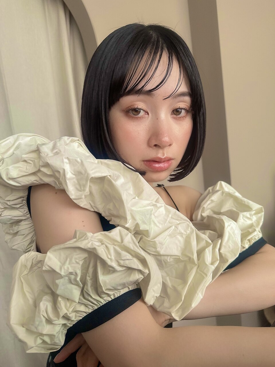 ボブシースルーバング丸みボブ切りっぱなしボブ