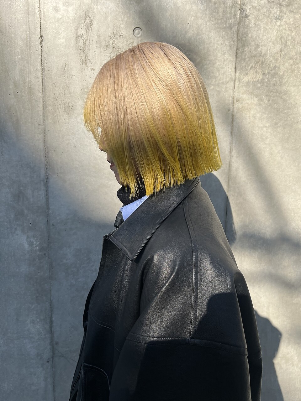 裾カラー/ブロンドヘア/デザインカラー/ハイトーンボブ