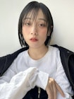 ミニボブ×暗髪×プラチナストレート