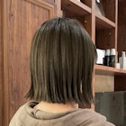 ★オリーブベージュ/切りっぱなしボブ/外ハネ/前髪レイヤー/銀座