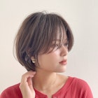 おしゃれショート 大人 耳かけ 小顔 レイヤーグレージュカラー