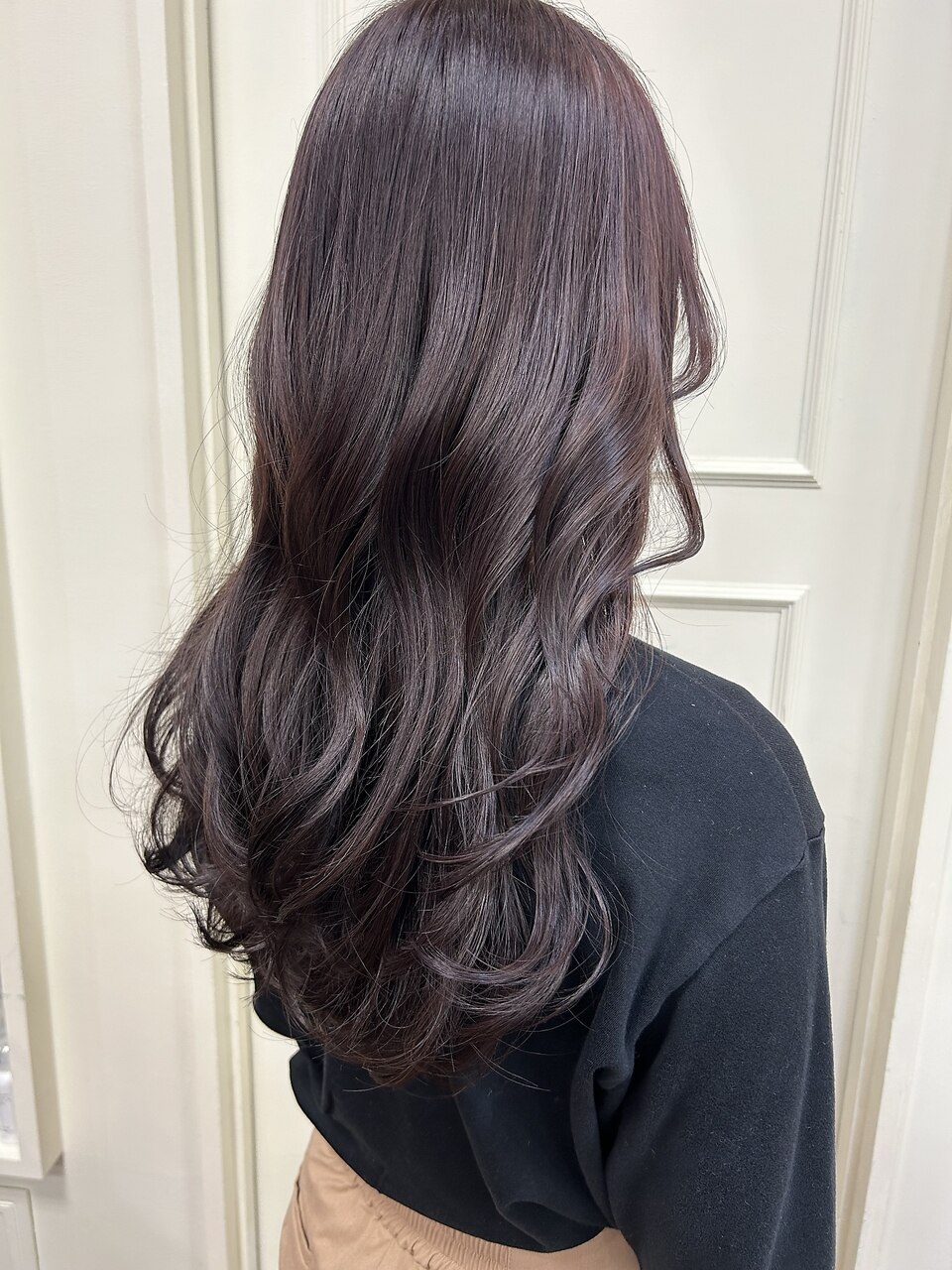 ラベンダーカラー×巻き髪スタイル