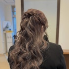 ふんわりボーリュームハーフアップアレンジ