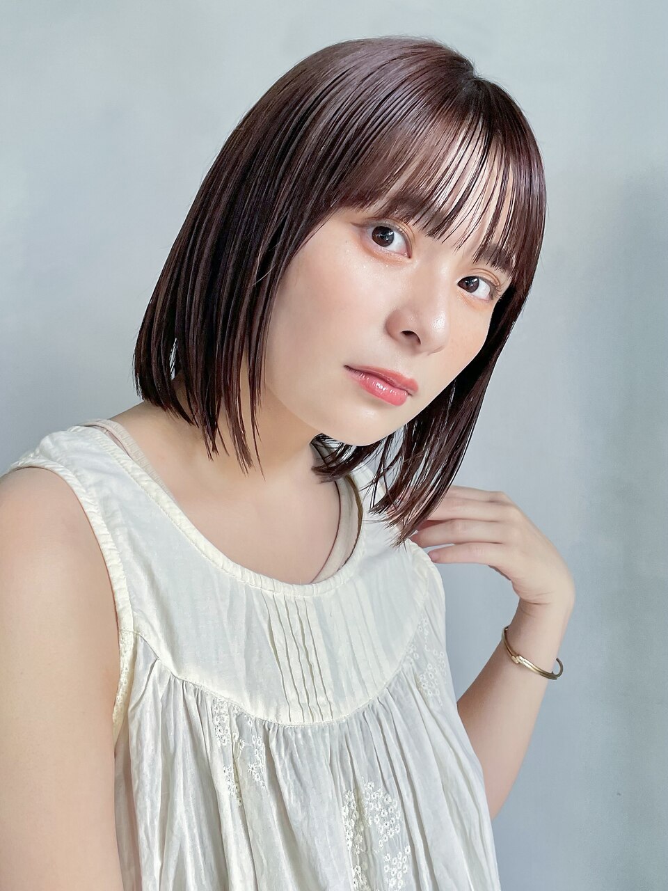 ミディアム美髪おくれ毛前髪カット_F20170