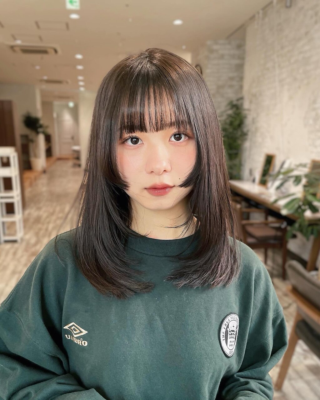 姫カットレイヤー/姫レイヤー/グレージュカラー