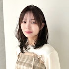 薄め前髪顔まわりレイヤーシースルーぱっつん前髪おくれ毛