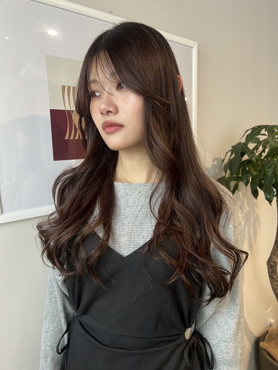 オリーブベージュ 透明感カラー　髪質改善　MISAKI 丸の内