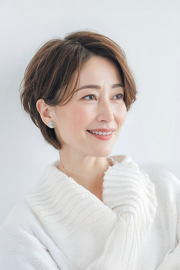 ★上品ショート×明るい白髪染め