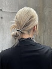 簡単なアレンジで可愛いローライトデザインカラー/お団子ヘア