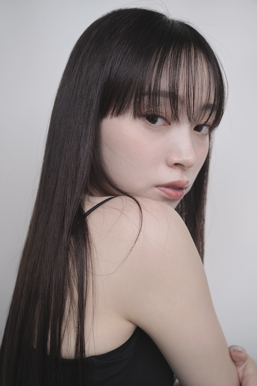 [SORA見藤］シアーブラック　美髪ストレート　ワイドバング