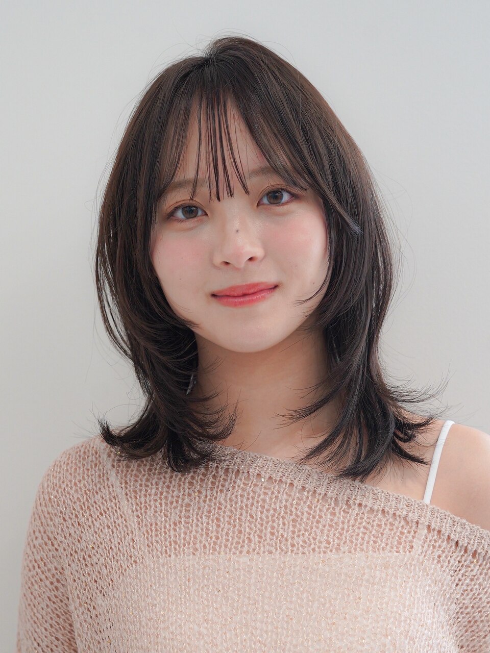 ミディアムレイヤー/ハッシュカット/ミディアムウルフ