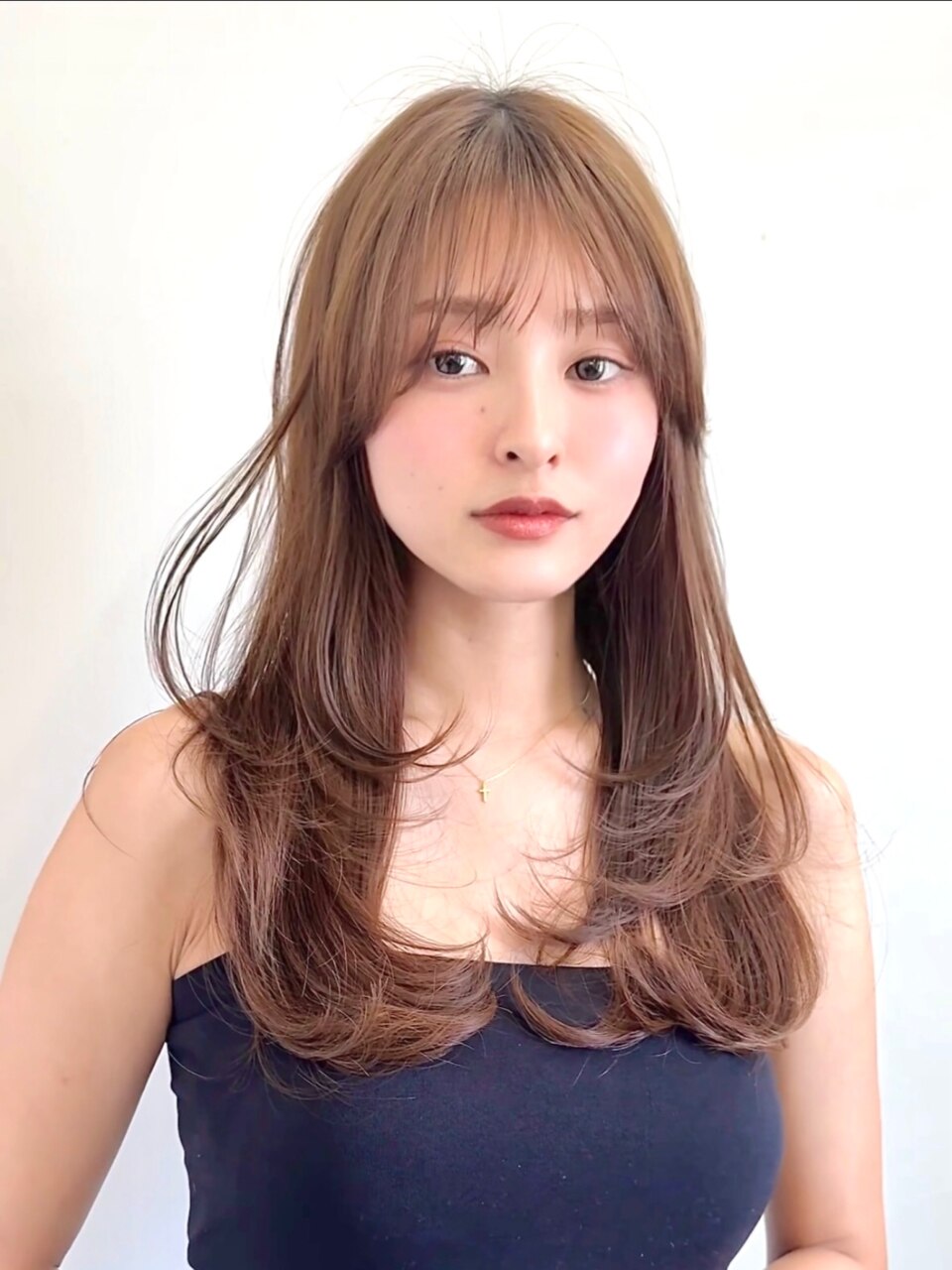 レイヤーカットミディアムレイヤー顔周りレイヤーロングレイヤー