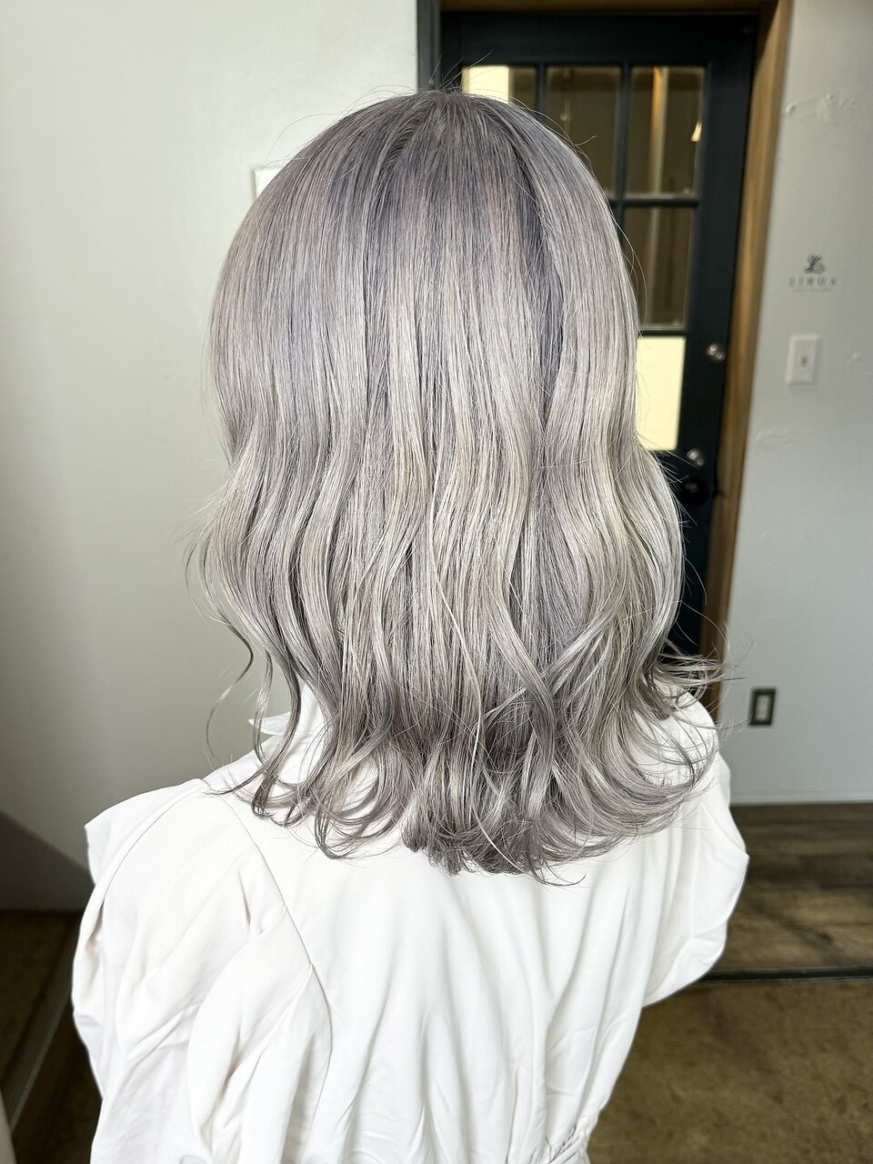 ハイトーンシルバーカラー