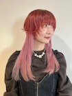ロングウルフマッシュウルフ派手髪デザインカラーピンクオレンジ
