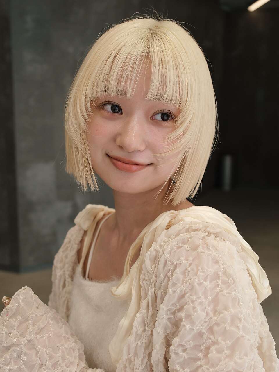 抜きっぱなし/ホワイトブロンド/ボブウルフ/ボブレイヤー/金髪