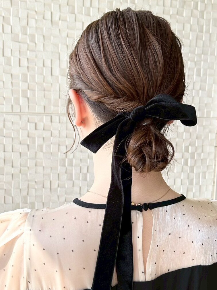 結婚式ヘアアレンジ　ゆるっとお団子