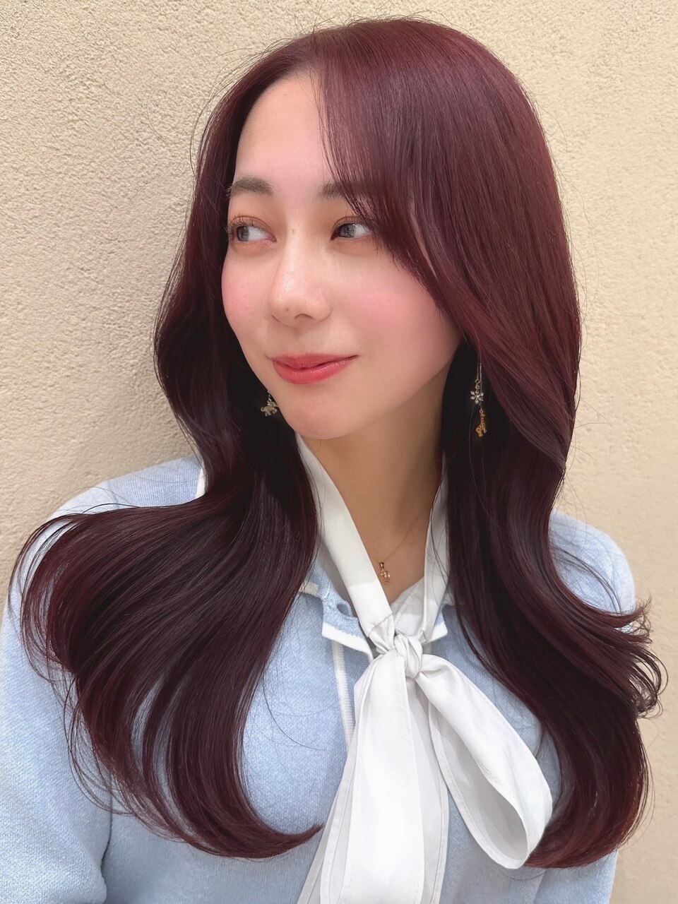 レイヤーくびれロングヘアワインレッド