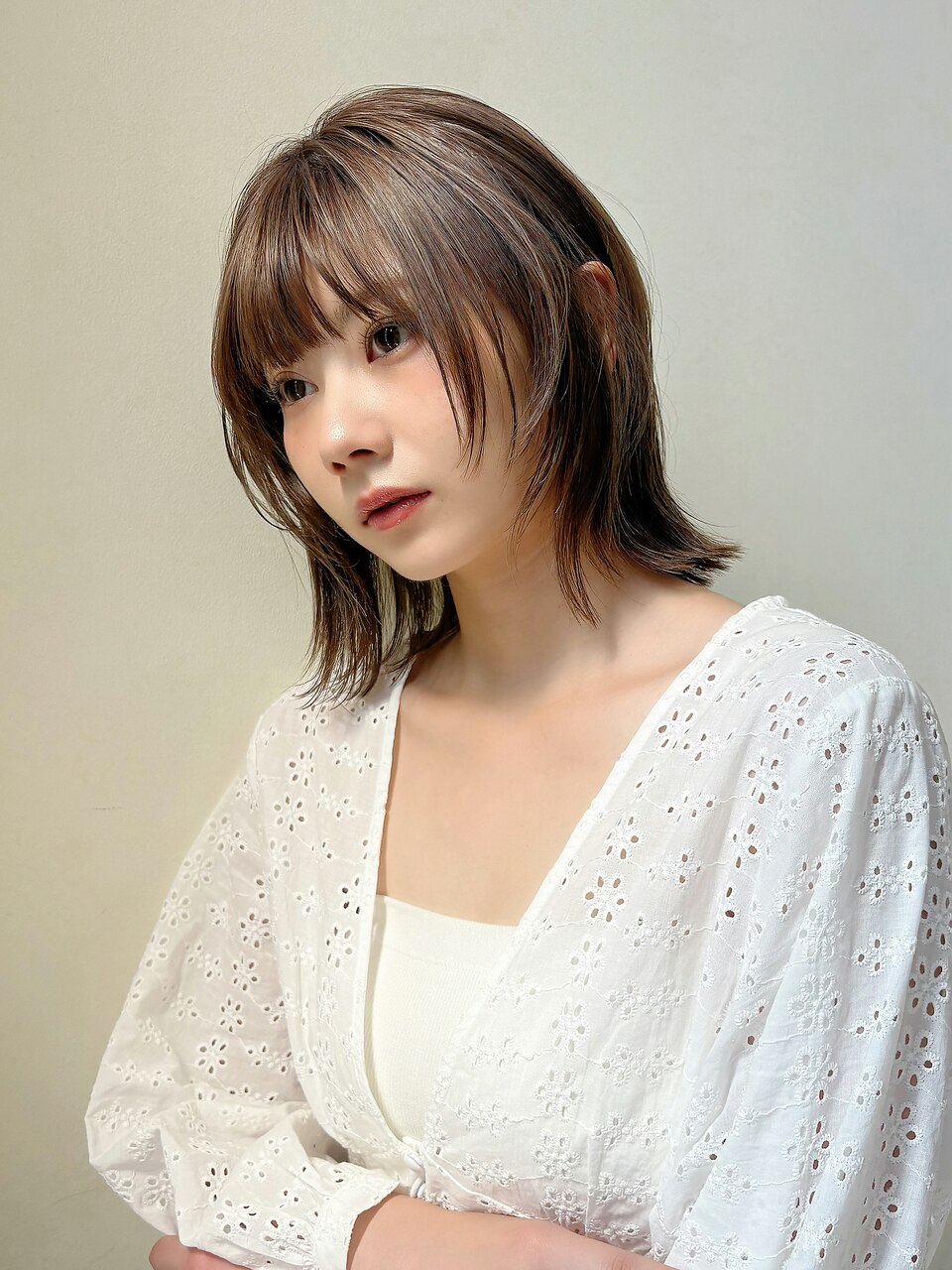 【韓国スタイル】くびれヘアボブレイヤー×ミルクベージュ