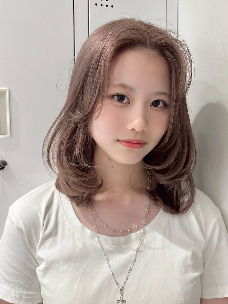 14959暗髪ミルクティーベージュオリーブカラーワンホンレイヤー