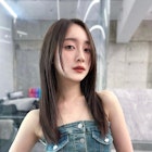 美髪韓国レイヤーイメチェン夏ハイライトカラーくびれヘア