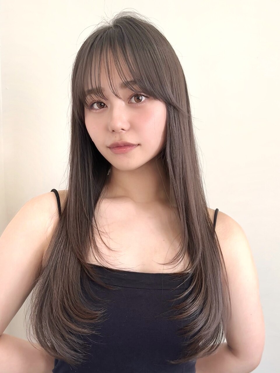 レイヤーカットミディアムレイヤー顔周りレイヤーロングレイヤー