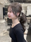 顔まわりカット オリーブグレージュ ポニーテールレイヤーカット