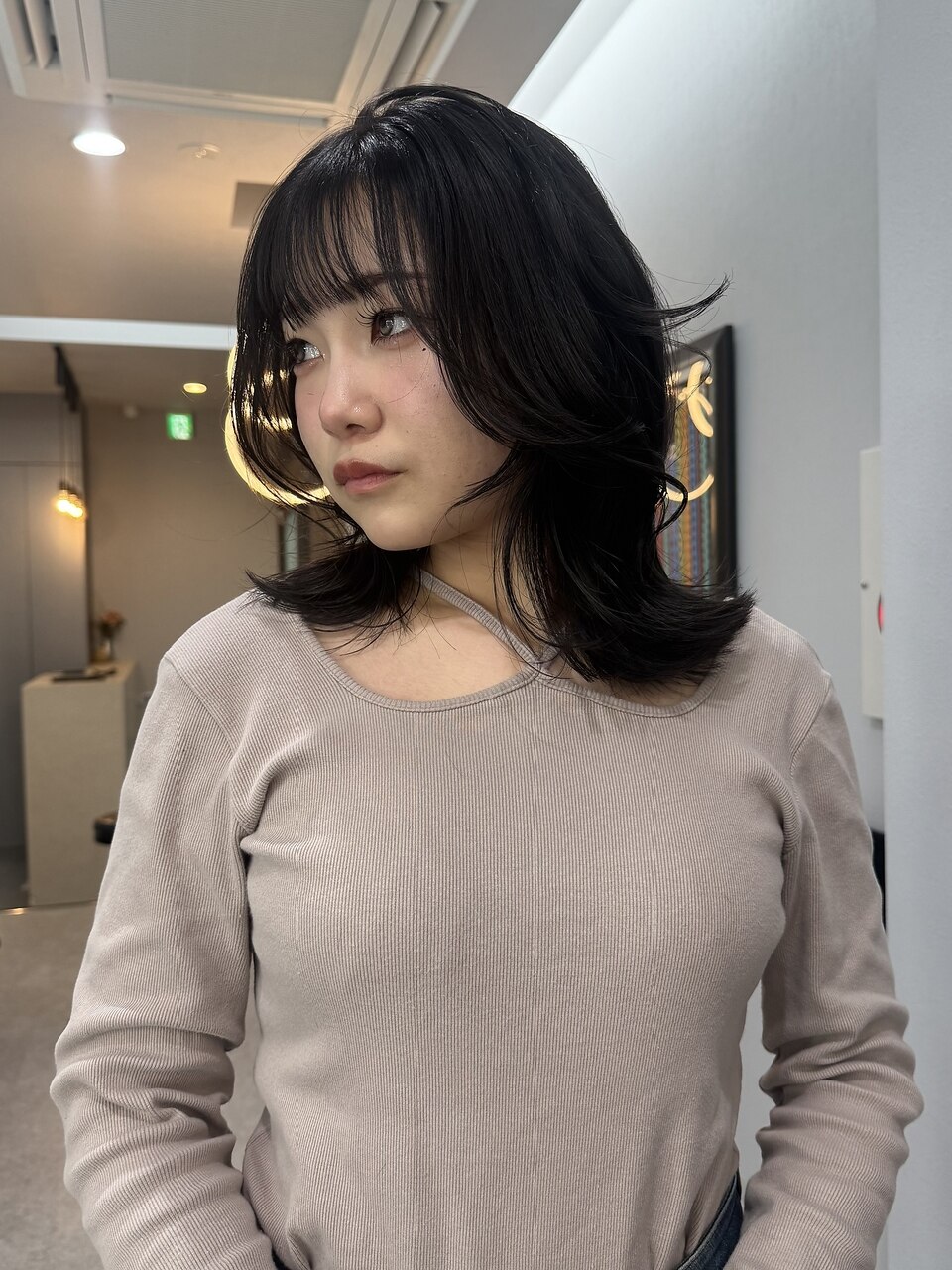 ミディアム　ダークグレー